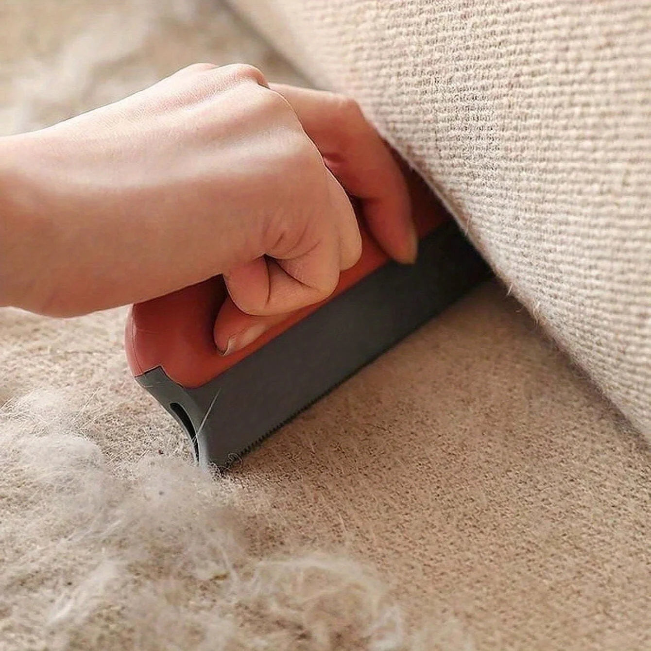 Pet Hair Remover Brush - Gentle Deshedding Tool for Cats and Dogs