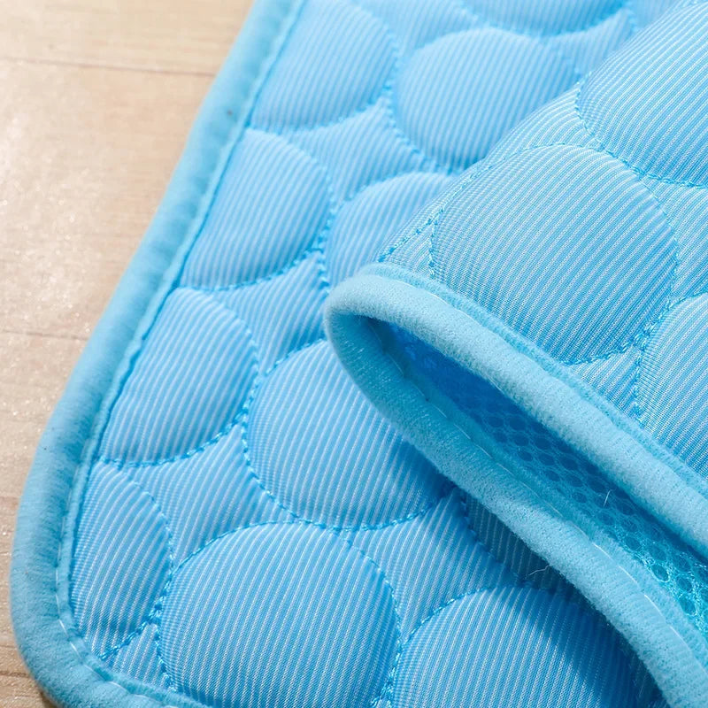 Pet Cooling Mat Summer Cat and Dog Sofa Mat Soft Ice Silk Cold Feeling Nest Mat Summer Dog Cooling Mat Pet Products Dog Beds
