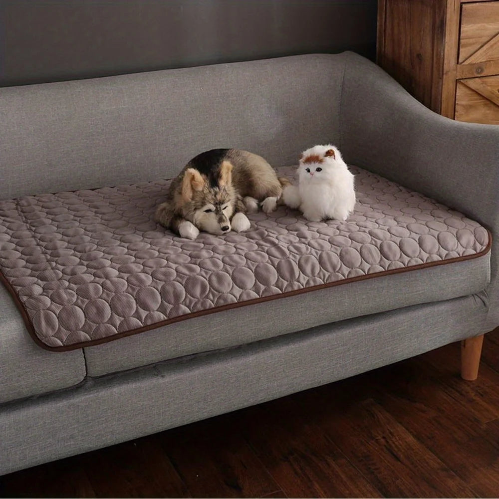 Self-Cooling Pet Mat with Ice Silk Technology - 40 Inch Summer Bed