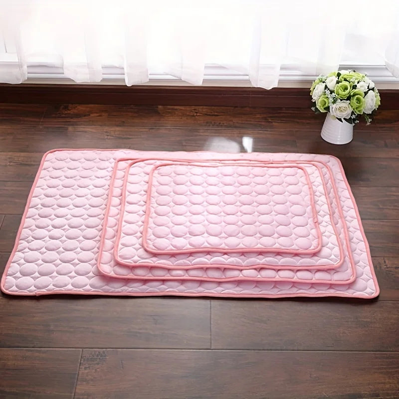 Self-Cooling Pet Mat with Ice Silk Technology - 40 Inch Summer Bed