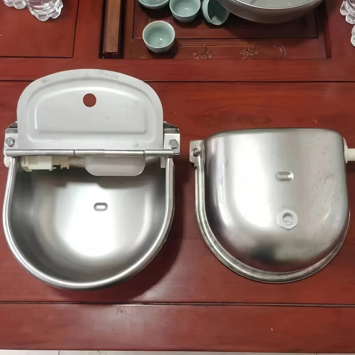 Automatic Gravity-Fed Outdoor Water Dispenser Bowl for Dogs & Cats