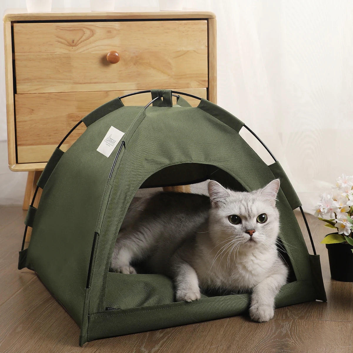 Cozy Cat Tent Bed - Warm Clamshell House with Cushion for Cats and Kittens