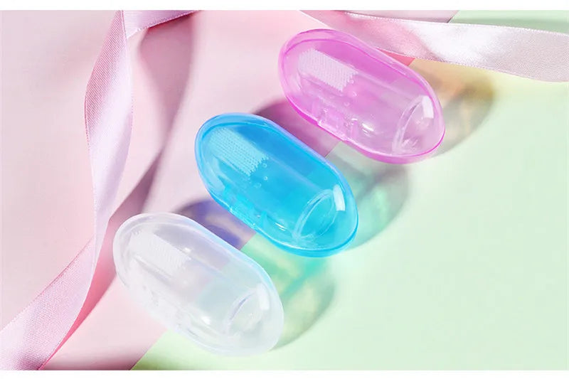 Pet Finger Toothbrush - Super Soft Silicone Dental Care Tool for Dogs and Cats