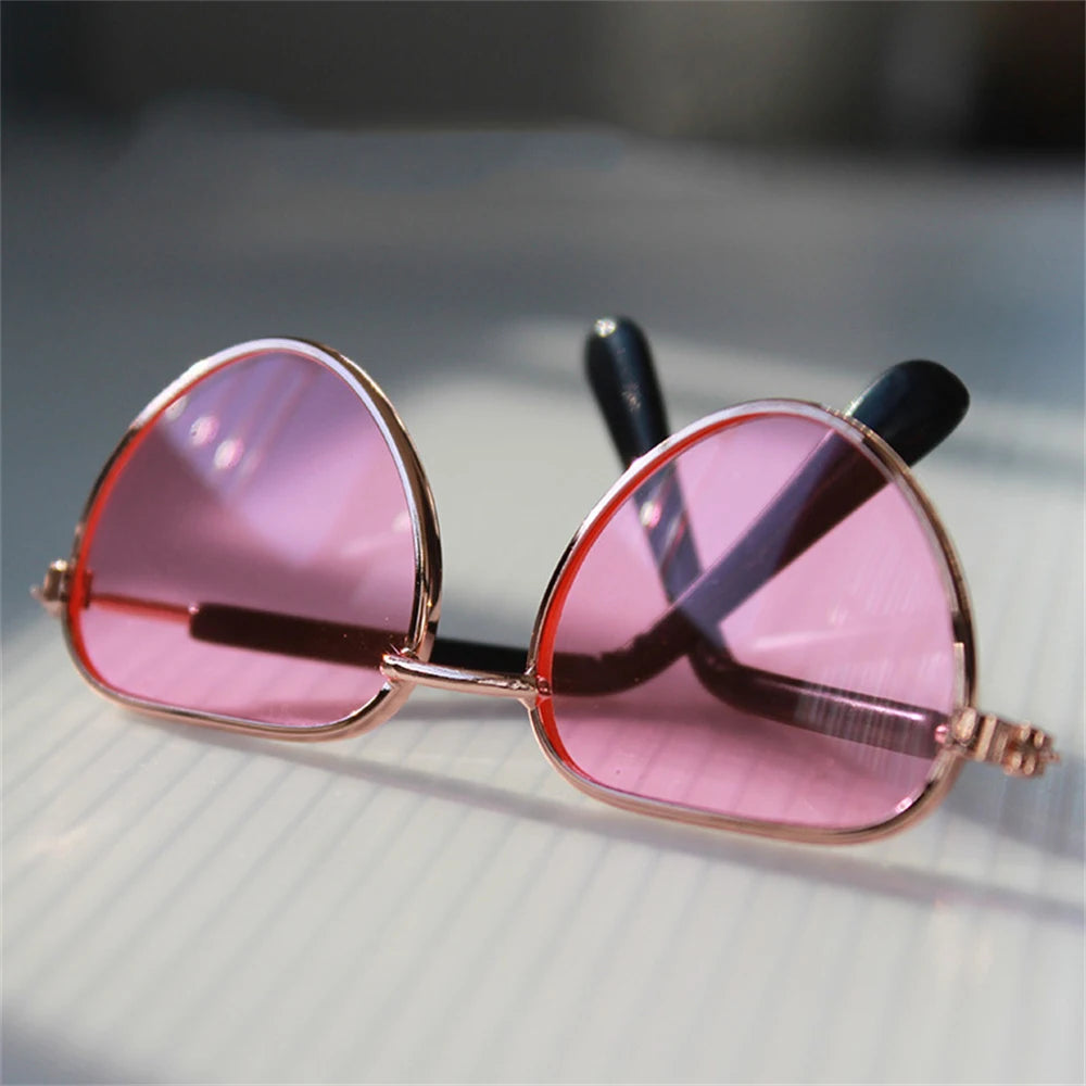 Heart-Shaped Sunglasses for Cats & Kittens