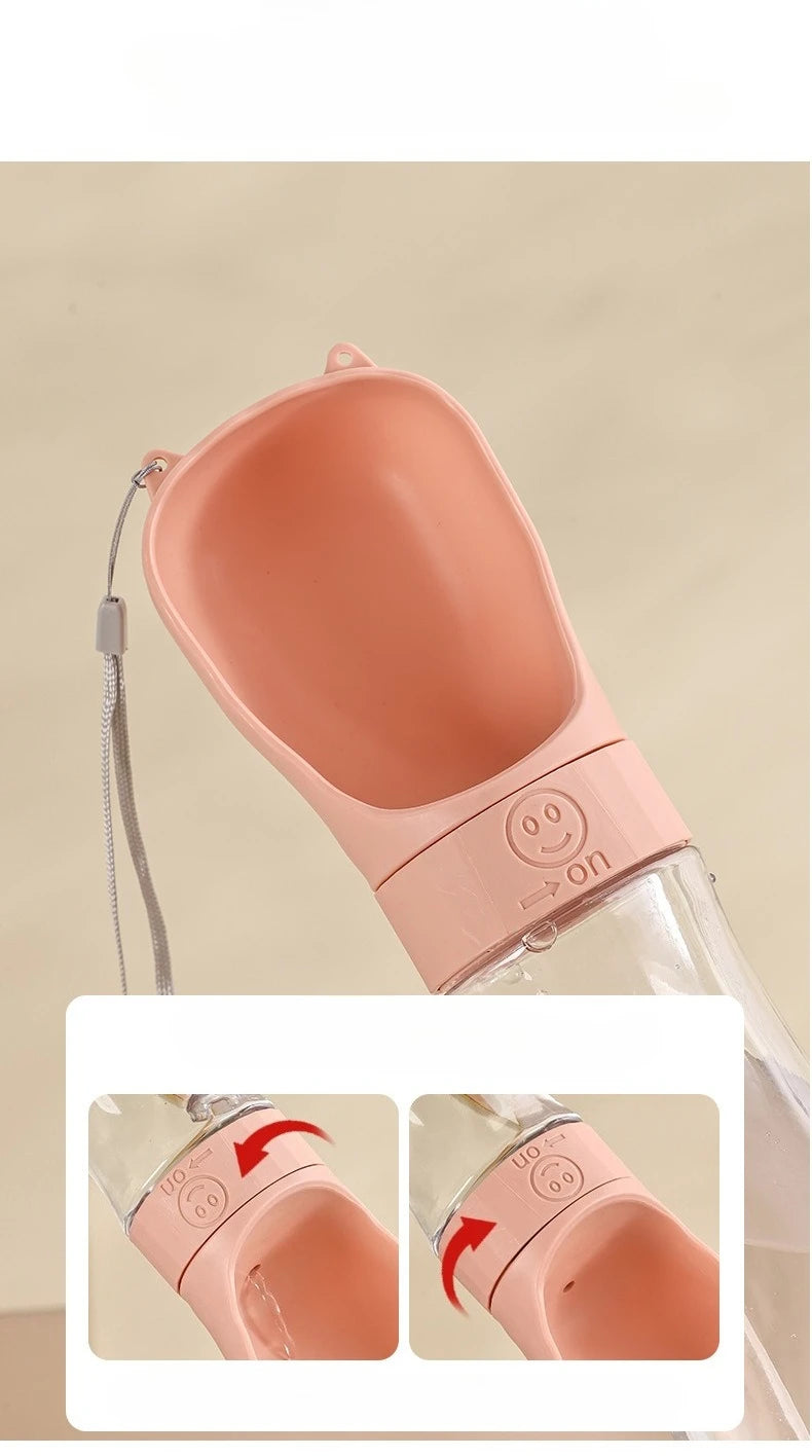 Bouteille d'eau portable pour chien avec gamelle intégrée