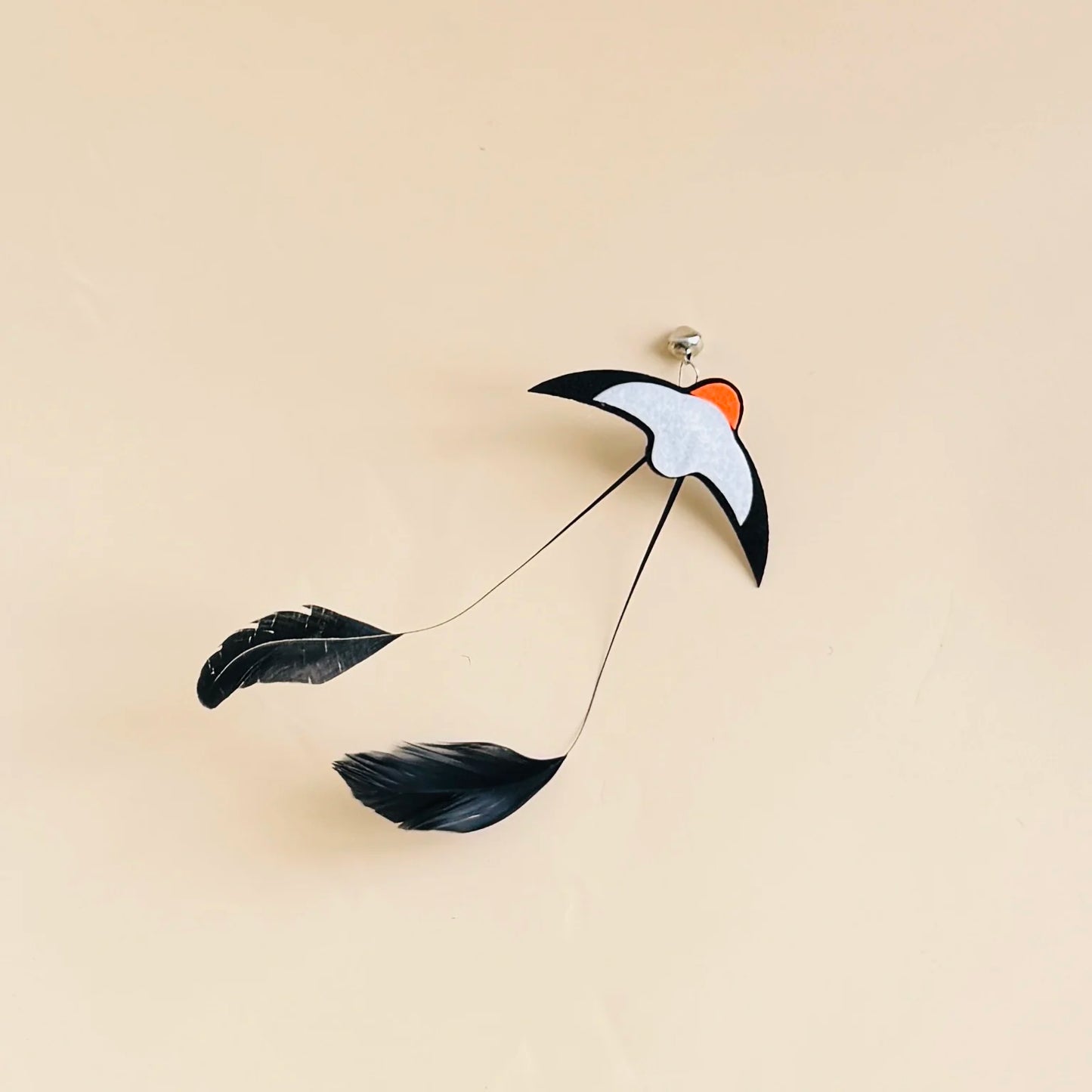 Baguette interactive avec plumes et clochette pour chat