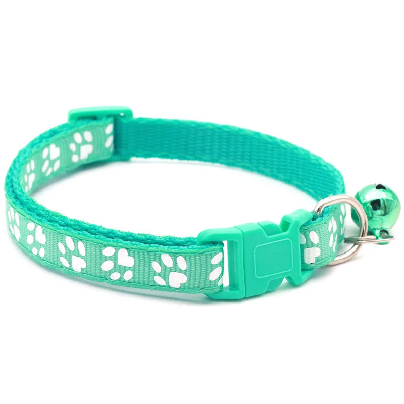 Collier pour chat avec clochette et motif patte de chat