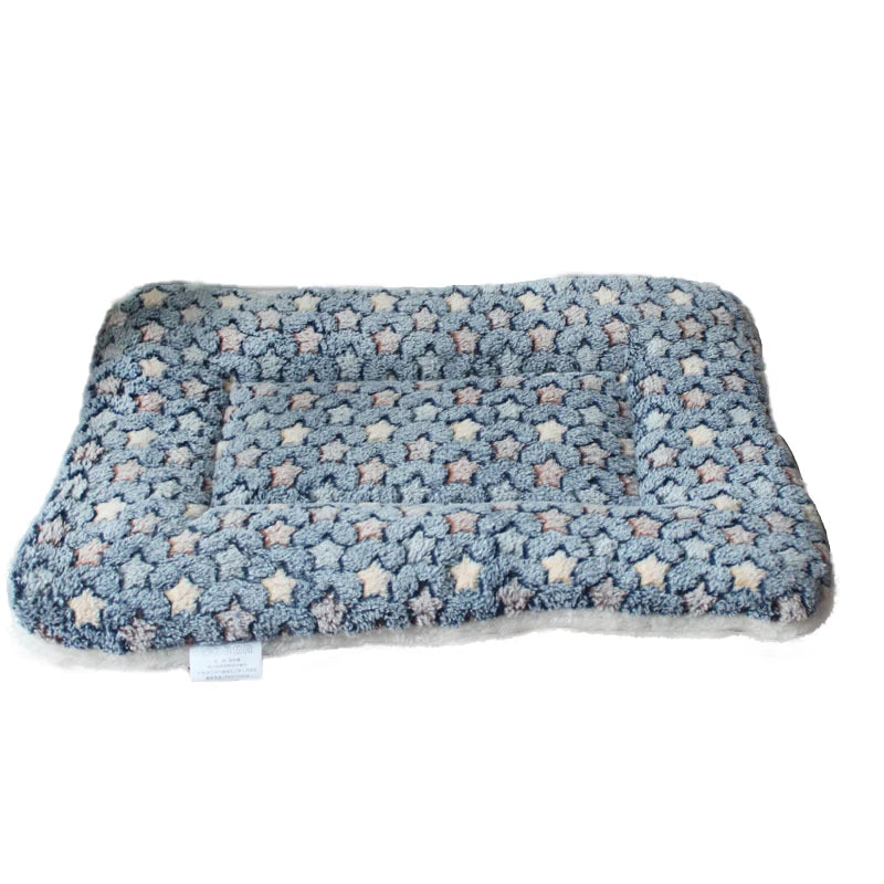 Thickened Fleece Pet Bed Mat – Washable Warm Blanket for Dogs & Cats