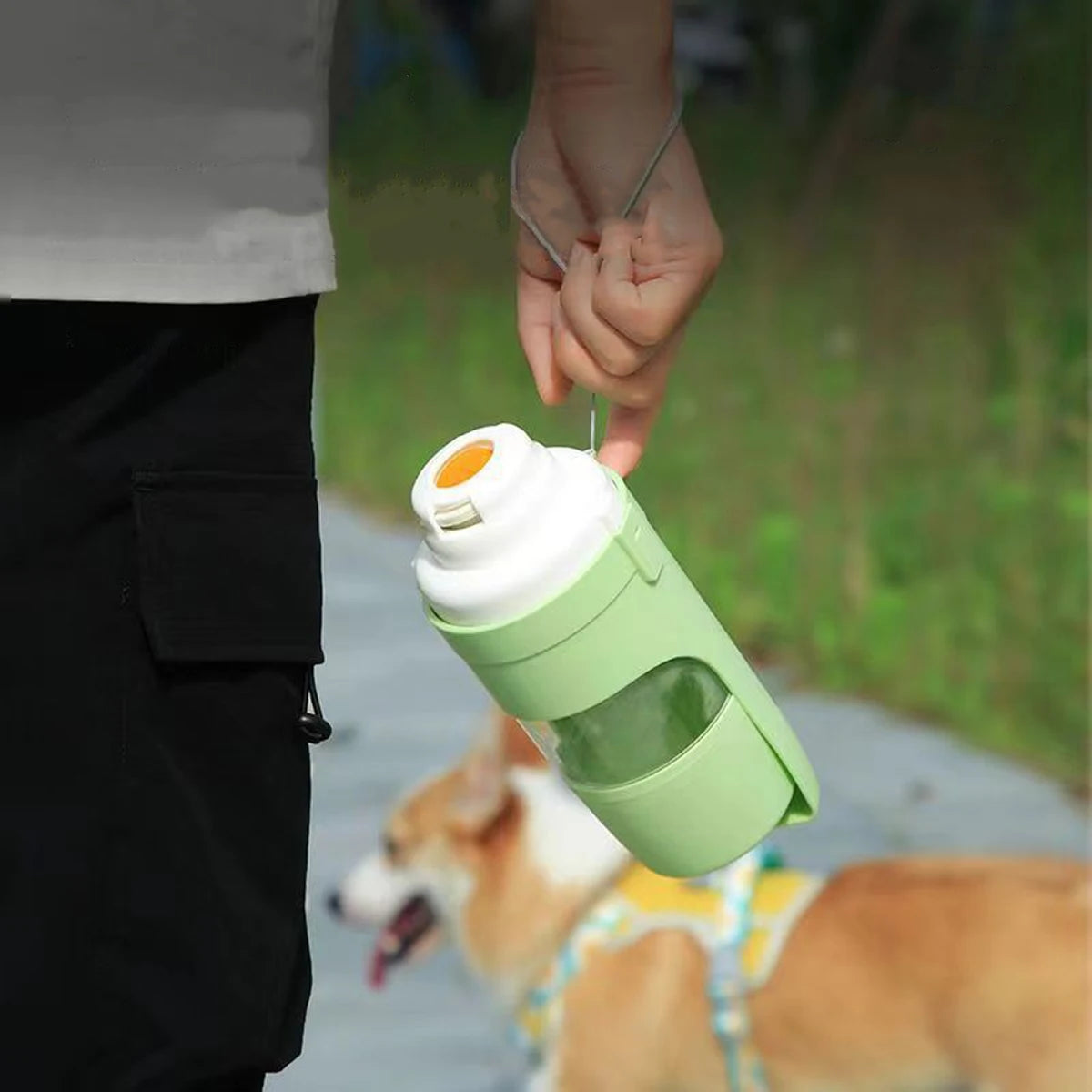 2-in-1 Portable Pet Water Bottle & Food Container – Travel Feeder for Dogs & Cats