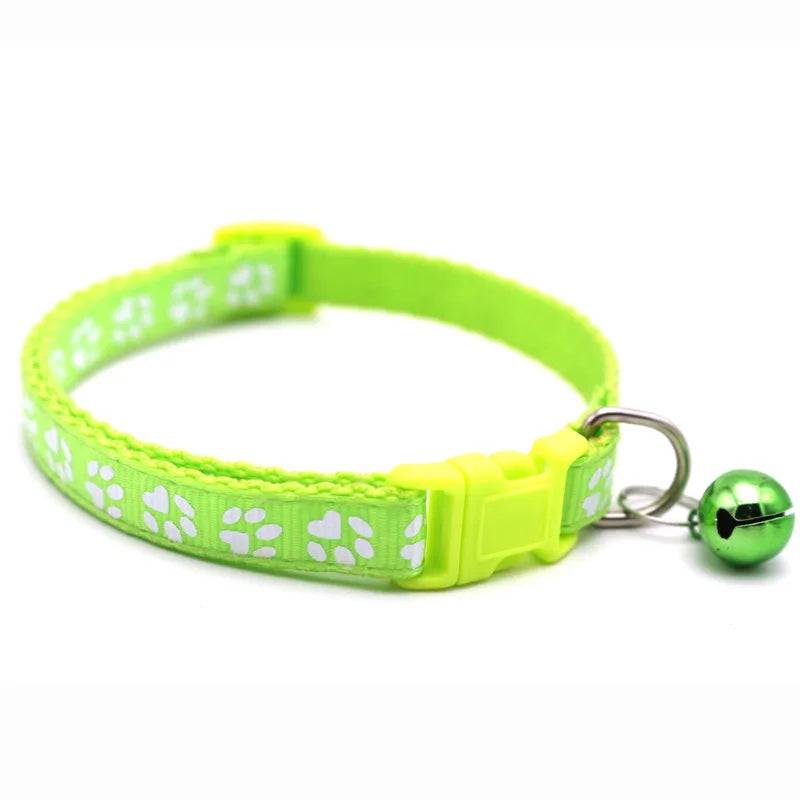 Collier pour chat avec clochette et motif patte de chat