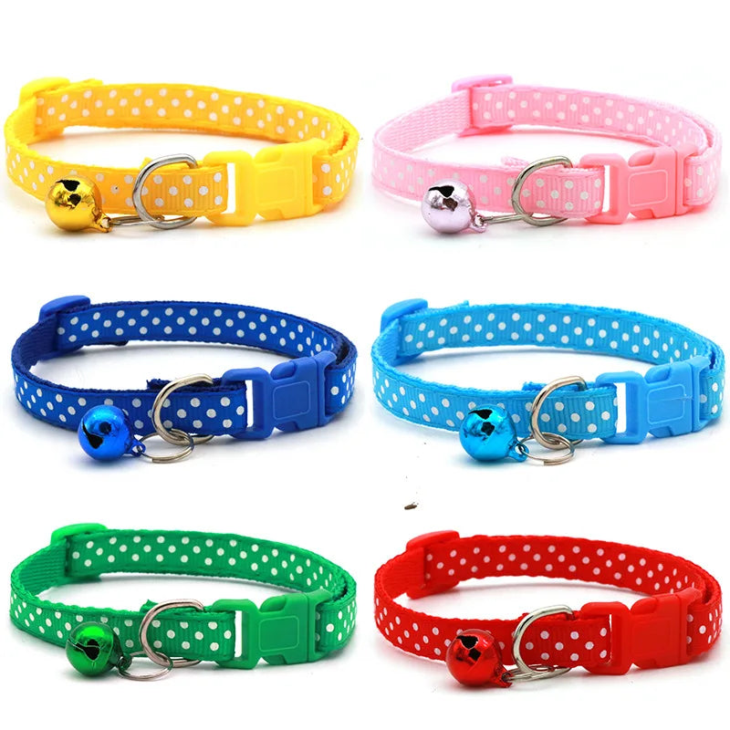 Collier à pois ajustable avec clochette pour chat et petit chien
