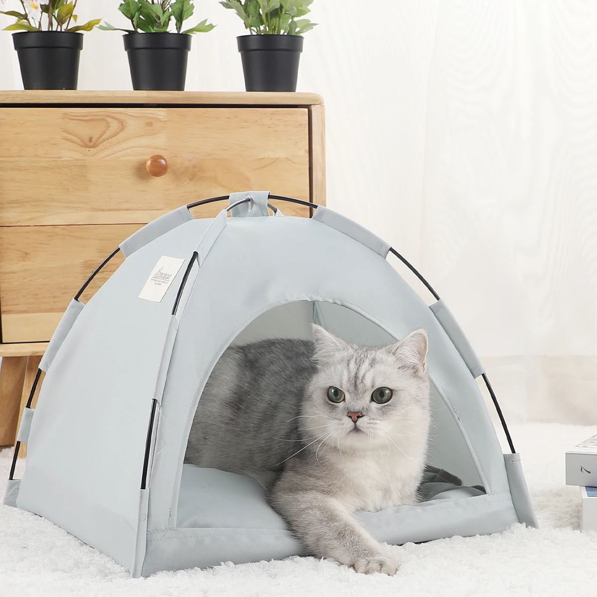 Cozy Cat Tent Bed - Warm Clamshell House with Cushion for Cats and Kittens