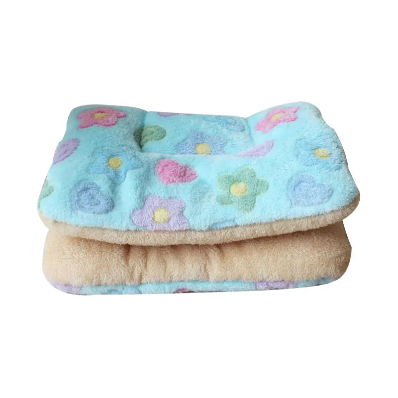 Thickened Fleece Pet Bed Mat – Washable Warm Blanket for Dogs & Cats