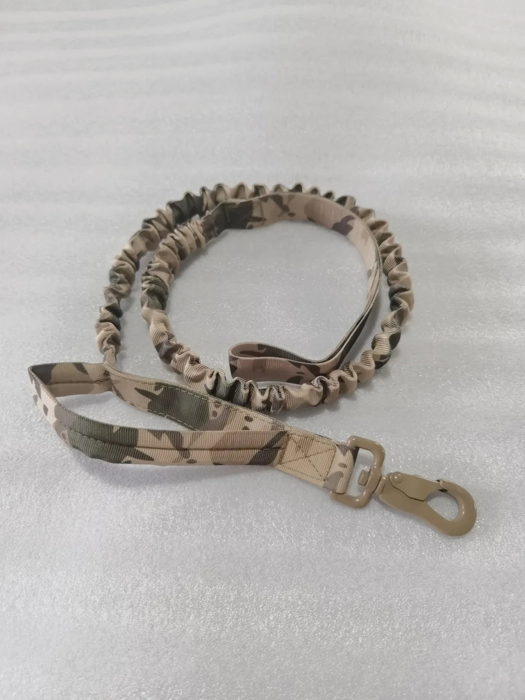 Laisse Tactique Militaire pour Chien - Laisse en Nylon Robuste avec Absorption des Chocs