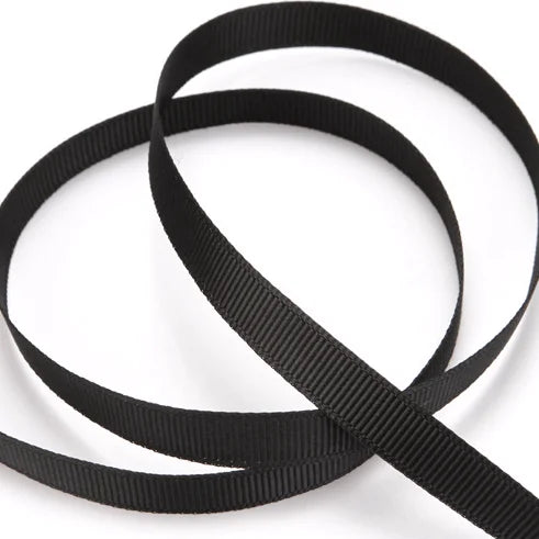 Retractable Dog Leash for Small to Medium Dogs