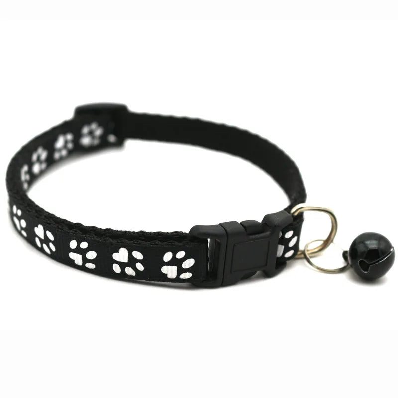 Collier pour chat avec clochette et motif patte de chat