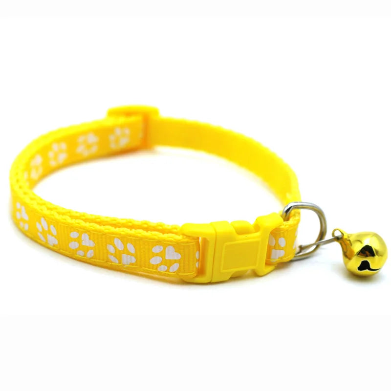 Collier pour chat avec clochette et motif patte de chat