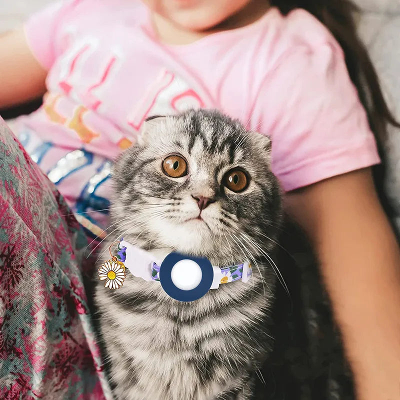 Collier de chat sécurisé avec support AirTag marguerite et grelot
