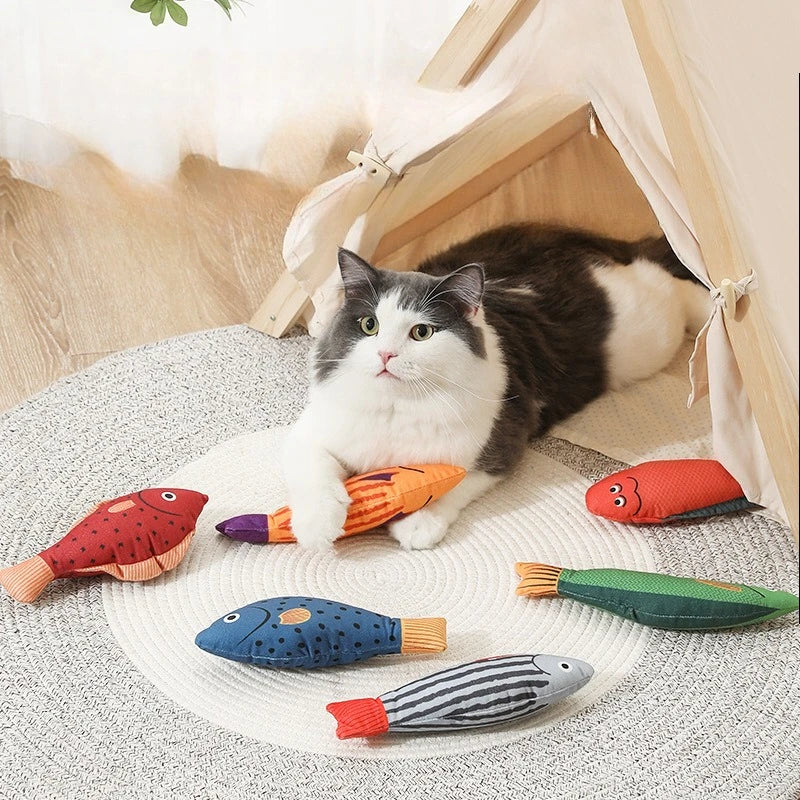 Interactive Plush Fish Cat Toy