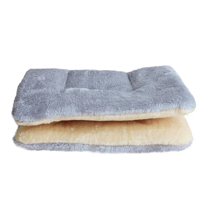 Thickened Fleece Pet Bed Mat – Washable Warm Blanket for Dogs & Cats