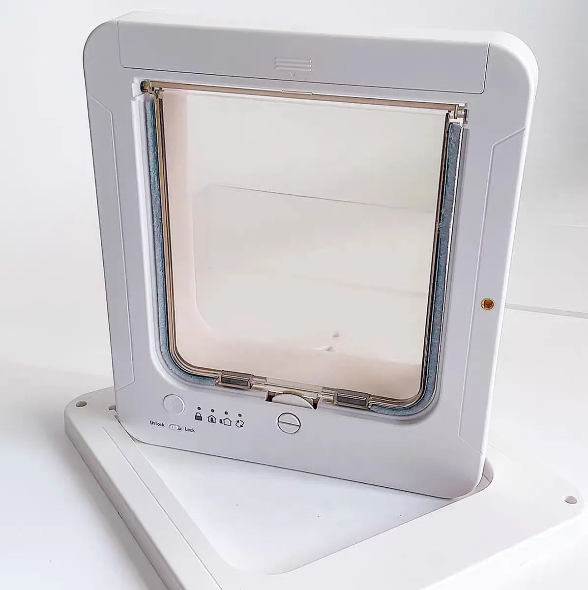 RFID Smart Cat Flap Door — Sensor-Activated