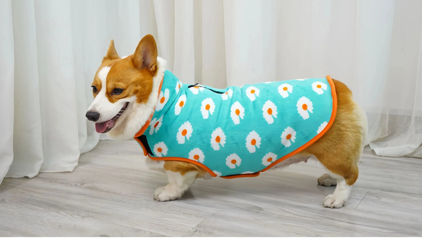 Manteau polaire à capuche pour chien avec trou pour laisse | Veste d'hiver chaude et ajustable pour chiens de petite à grande taille