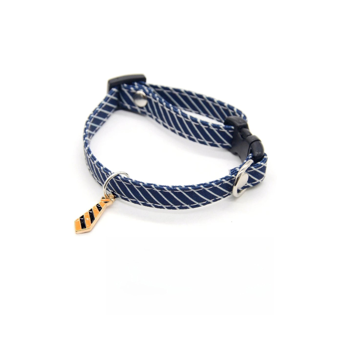 Collier pour chat rayé réglable avec nœud papillon et clochette