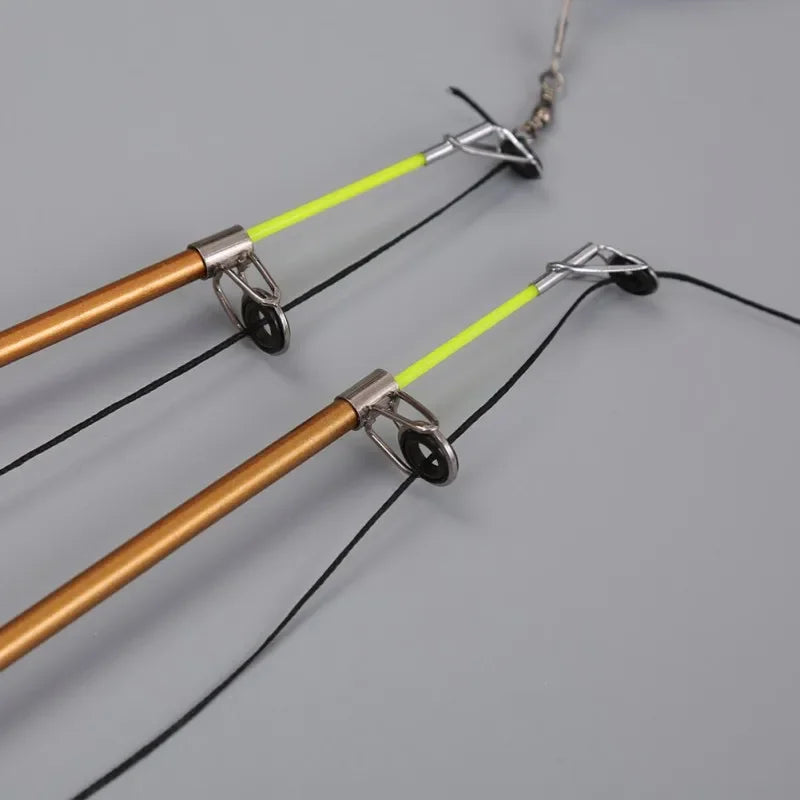 Canne à pêche rétractable pour chat - Baguette télescopique avec plume et leurre de poisson