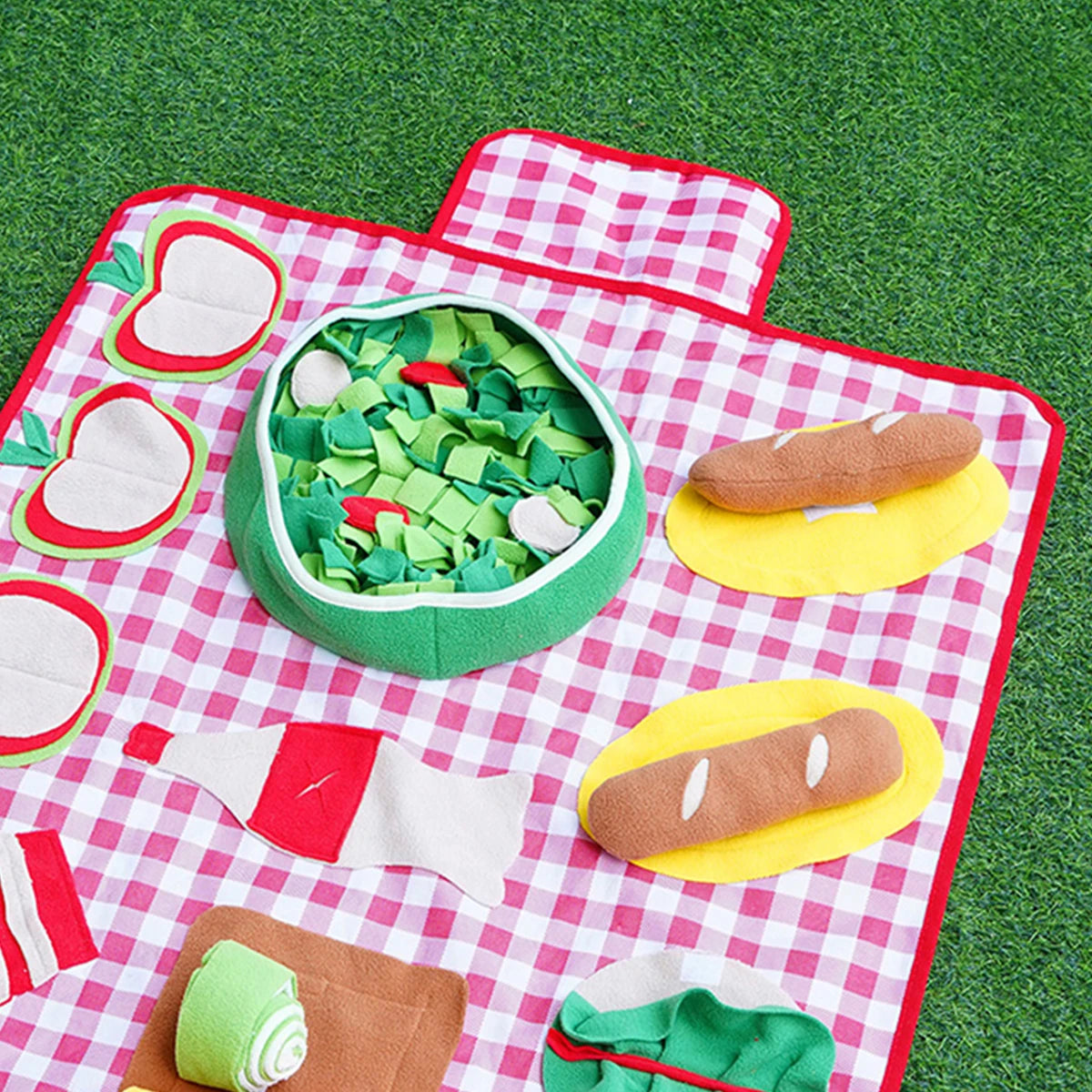 Picnic-Themed Dog Snuffle Mat