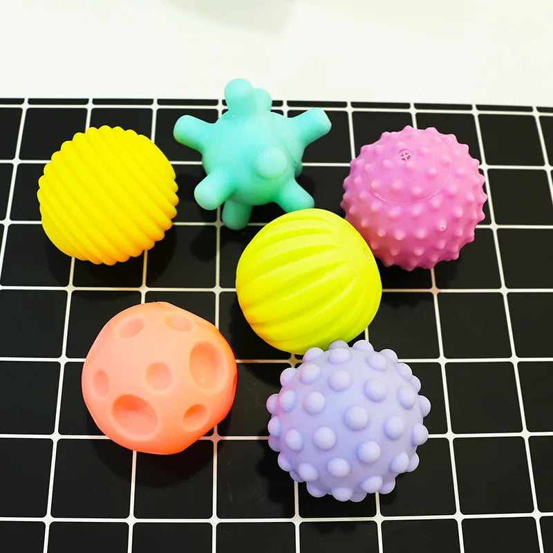 Squeaky Ball Toys for Small Dogs — 6cm